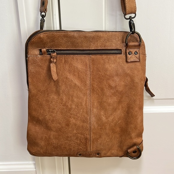 BedStu Tan Rustic Aiken Crossbody Bag - Picture 7 of 9